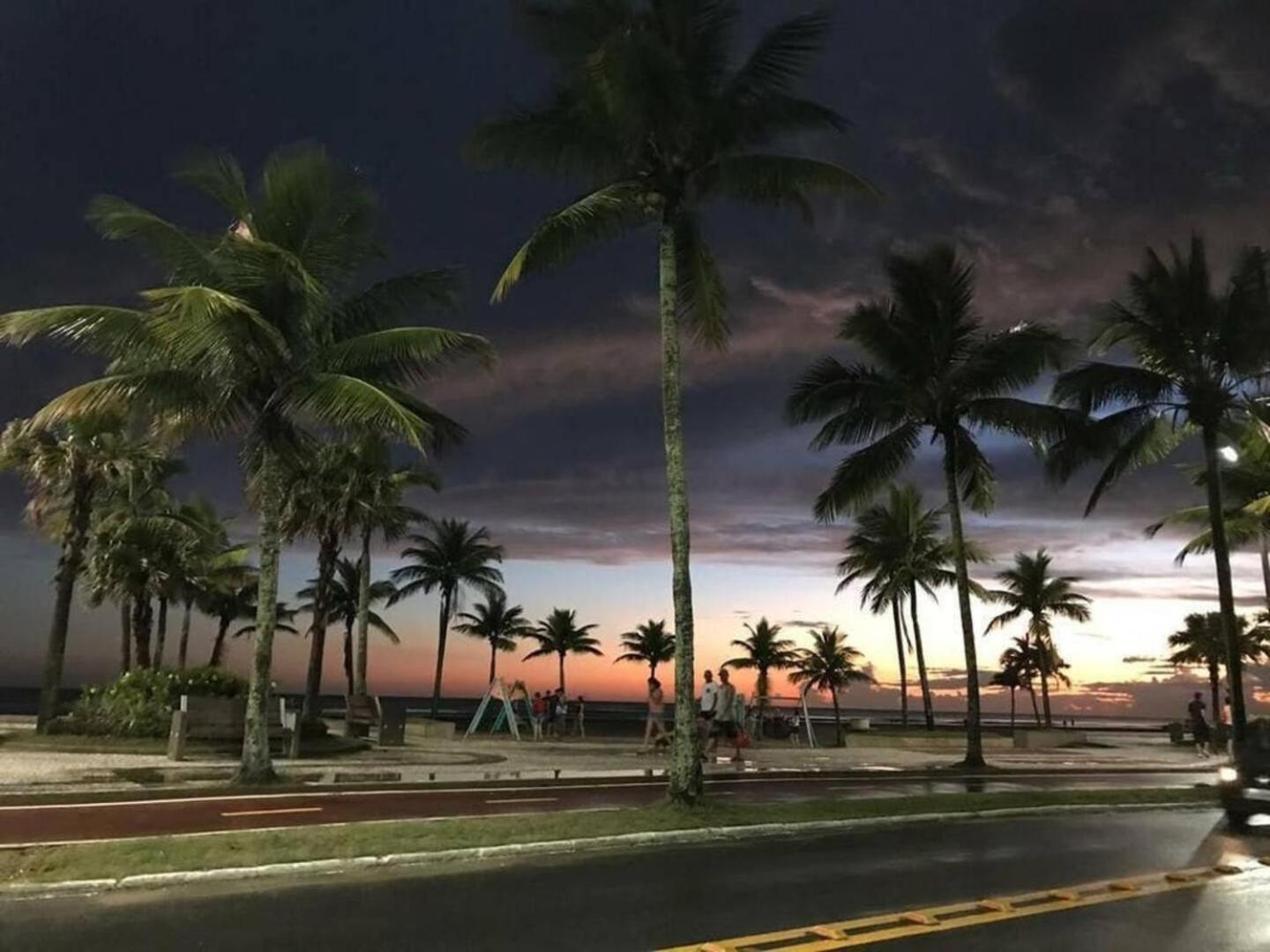 Apartamento Kit Net Pe Na Areia Praia Grande  Eksteriør bilde